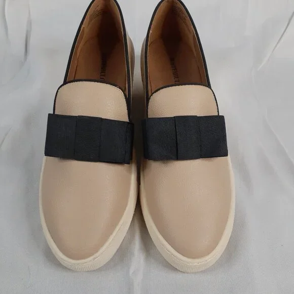 JustFab Tova Sneakers - Picture 2 of 5